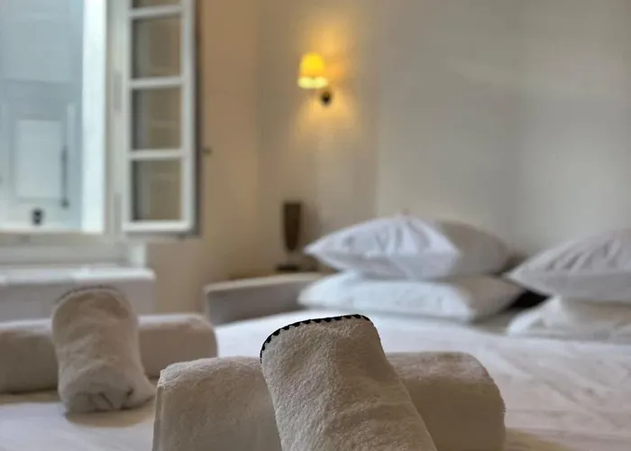 Le Paon L Old Town & Ac L Shellter Apartmán Saint Tropez