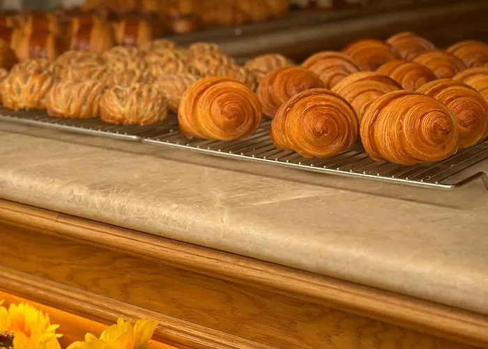 Le Paon L Old Town & Ac L Shellter Apartment Saint-Tropez