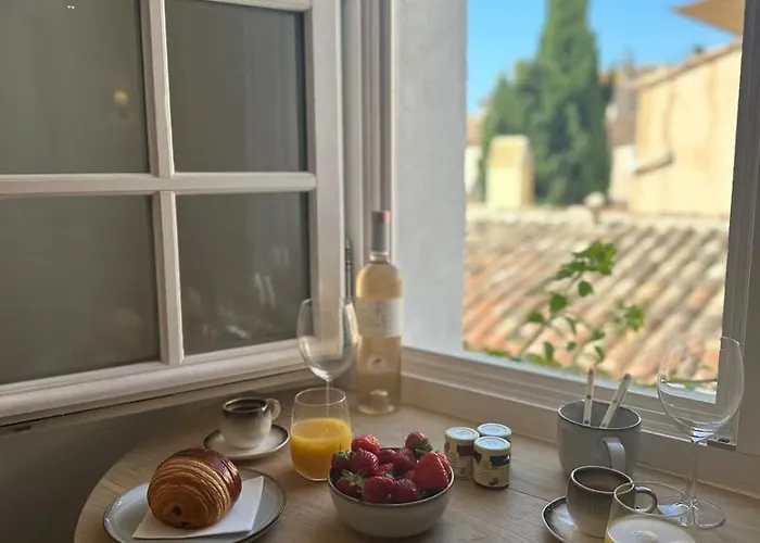 Le Paon L Old Town & Ac L Shellter Apartmán